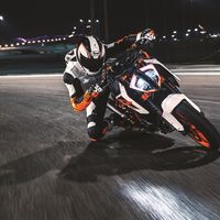 Las nuevas KTM 1290 Super Duke R, 125 y 390 Duke dan la bienvenida a la nueva 790 Duke