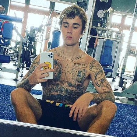 Estos famosos son adictos a los tatuajes (y algunos son realmente originales)