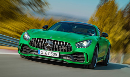 El Mercedes-AMG GT R marca tiempazo en Nürburgring: 7 minutos y 11 segundos, en vídeo