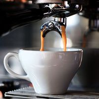 No dejes pasar los descuentos top de El Corte Inglés y consigue la cafetera superautomática de Philips más deseada por menos de 300 euros