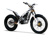 Nueva Ossa Factory 125, tope de gama de la marca del trébol en el octavo de litro