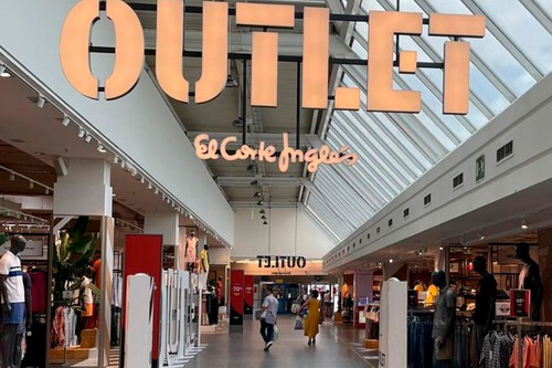 Mizuno a mitad de precio: El Corte Inglés liquida decenas de camisetas, zapatillas y más en su outlet 