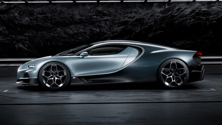 Bugatti Tourbillon 2024 4