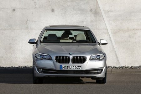Si quieres un BMW Serie 5 ponte a la cola...