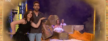El entierro de 'La familia de la tele' fue literal. Y a nadie le importó
