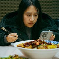 China lo tiene claro: no hay nada como un buen microdrama en el móvil para que las leyes lleguen a la gente 