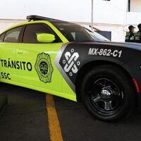 Presentan nuevas patrullas y uniformes de tránsito en la CDMX, serán los únicos autorizados para infraccionar