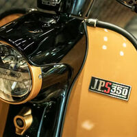 La eterna rival de Vespa ha resucitado, pero ya no se llama Lambretta. Son ingleses, casi iguales y tienen más potencia que los italianos 