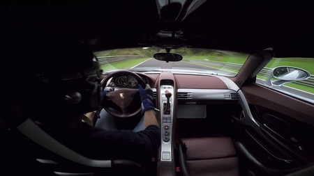 El Infierno en un caballo del Apocalipsis o un Carrera GT en el Nürburgring