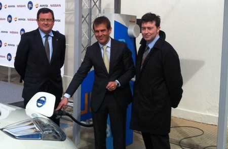 IBIL y Nissan siguen instalando puntos de recarga rápida, esta vez, en Valencia