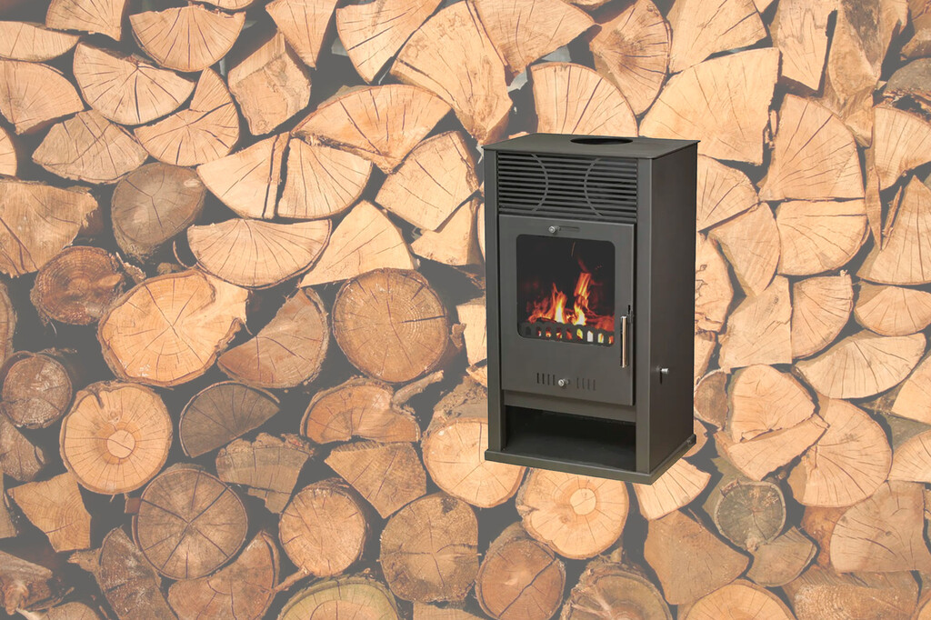 El frío ha vuelto por sorpresa pero aún estás a tiempo de instalar una estufa de leña para ahorrar en la factura de la luz 