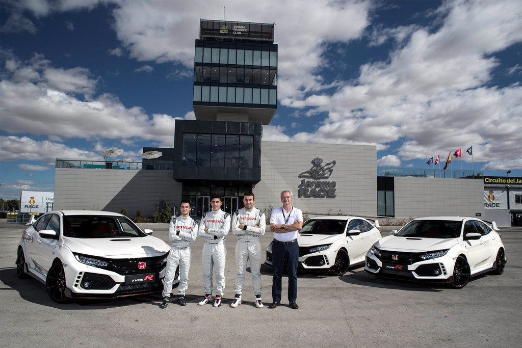 Marc Marquez, Dani Pedrosa y Toni Bou Honda Civic Type R