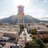 Warner Bros está en problemas y la adquisición de Paramount empieza a ser uno de ellos. La compañía de Zaslav rechaza la primera oferta de compra