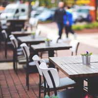 El aumento del aforo de terrazas al 50% alivia la situación de la hostelería