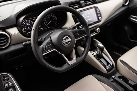 nissan versa interior