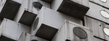 In 1970 Japan built homes of the future where each capsule would be replaceable. Half a century later he discovered that no one knew how to repair them