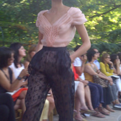 Foto 5 de 19 de la galería delpozo-y-debut-de-josep-font-la-fidelidad-de-la-alta-costura en Trendencias