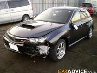 Subaru Impreza WRX STI con algunos arañazos sin importancia