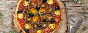 Esta receta de tarta de tomates y anchoas es la cena perfecta, crujiente y fresca que tu mesa necesita este verano 
