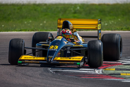 Así ha restaurado Polo Storico este Minardi M191B, uno de los pocos Fórmula 1 con motor Lamborghini