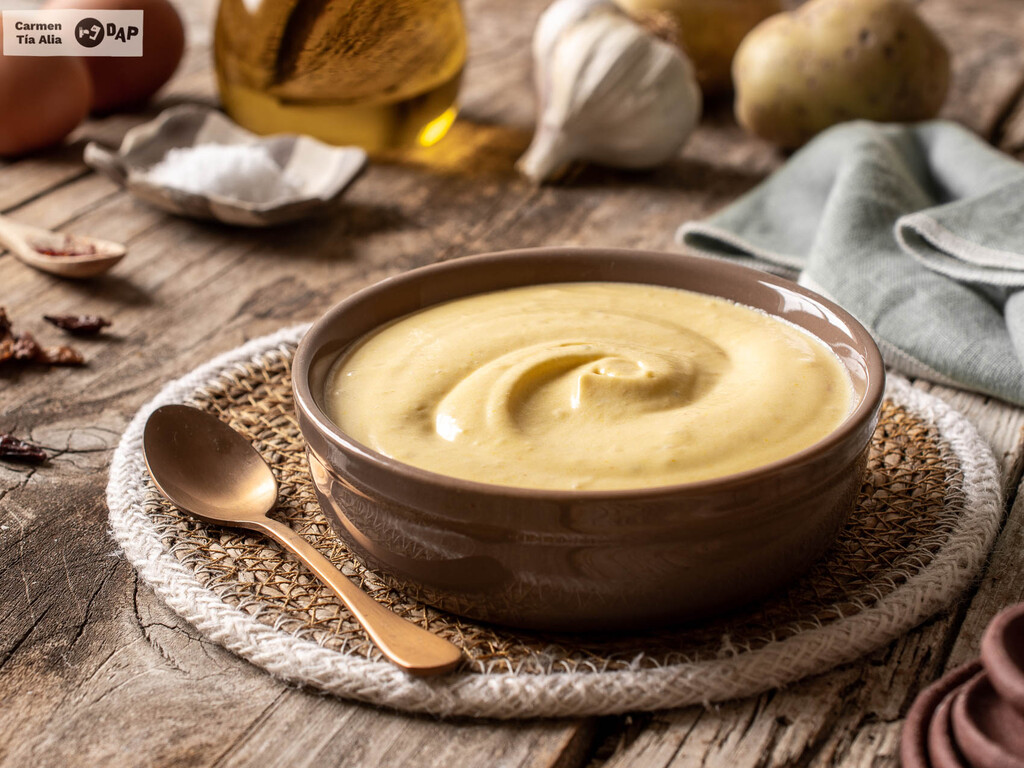 Salsa rouille, una receta clásica de la cocina provenzal que es ideal para acompañar pescados y mariscos