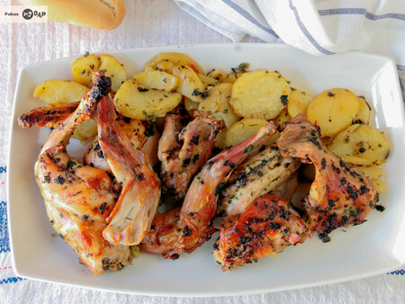 Conejo al horno, la receta ligera de carne asada más sencilla y con todo el sabor