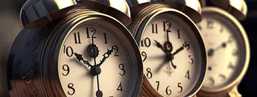 A las 02:00 seguirán siendo las 03:00. El próximo sábado toca regresar al horario de verano mientras Europa no diga lo contrario 