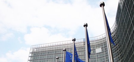 Cerrojazo a la 'tasa Google' para grandes tecnológicas: la UE renuncia tras el bloqueo de Irlanda y los países nórdicos