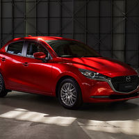 El Mazda2 se actualiza: ahora es mild-hybrid y ya está disponible en España partiendo de los 19.000 euros