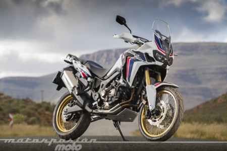 Honda Crf1000l Africa Twin Honda Crf1000l Africatwin Ym16 038