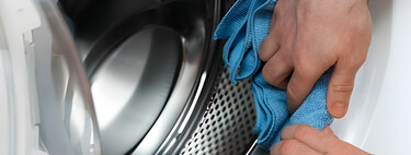 Ingeniero químico: "El bicarbonato y el vinagre no son adecuados para limpiar la lavadora"