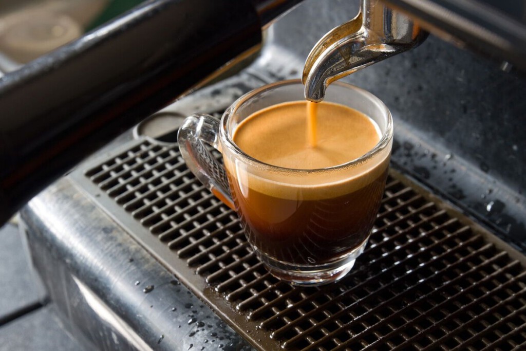 Olvídate del café de cápsulas Nespresso y de tu vieja cafetera italiana con...