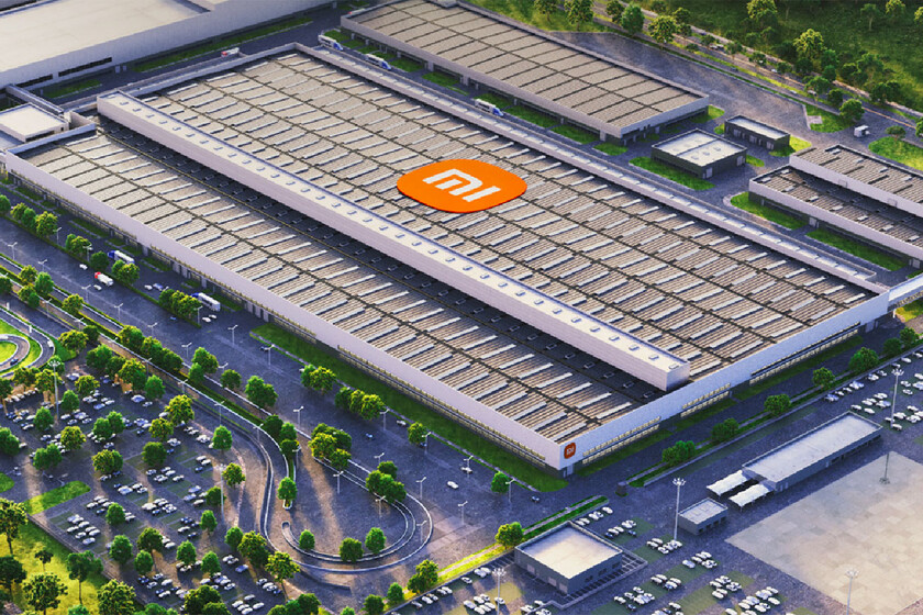Xiaomi ha dado el siguiente paso para arrasar el mercado del coche eléctrico. Triplicar su producción y acercarse al medio millón de unidades al año 