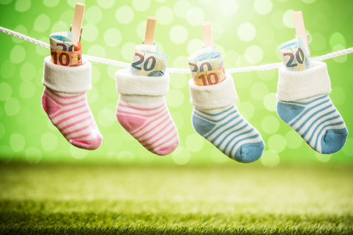 ¿Vas a tener un hijo en 2019? Estas son las ayudas estatales por hijo que ofrece el Gobierno