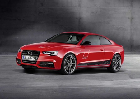 ¿Por qué envidiar a los pilotos del DTM si podemos conducir el Audi A5 DTM Selection?
