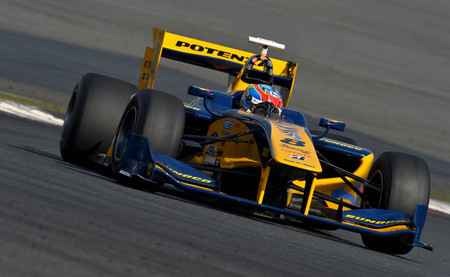 Loïc Duval cede su volante a Andrea Caldarelli para la tercera ronda de la Super Fórmula