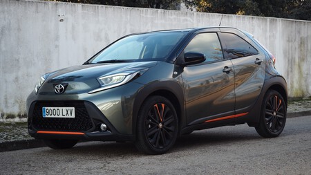 Toyota Aygo X Cross 10