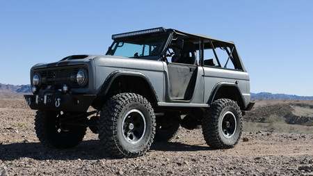 Este Ford Bronco de 1975 ha revivido como 'Eleanor' gracias a Zero to 60 Designs