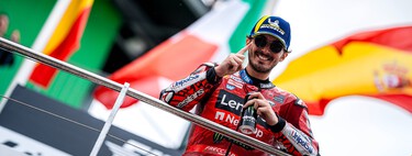 "Decían que Marc Márquez ganaría por goleada con Ducati y ahora resulta que no tiene la misma moto". Pecco Bagnaia dispara al '93' 