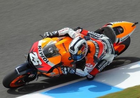 MotoGP España 2010: Dani Pedrosa consigue la pole a pesar de sus problemas con la moto