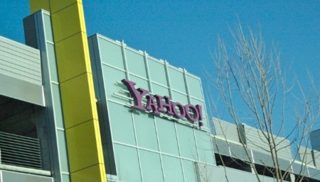 Yahoo está negociando una mayor integración en iOS con Apple