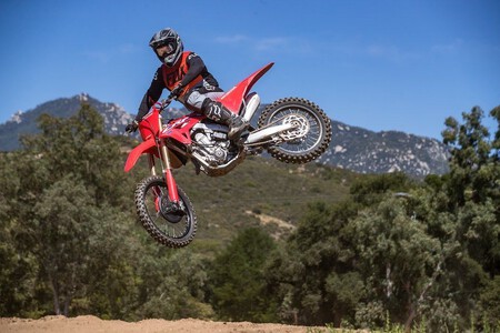 Salto Honda 4 2023