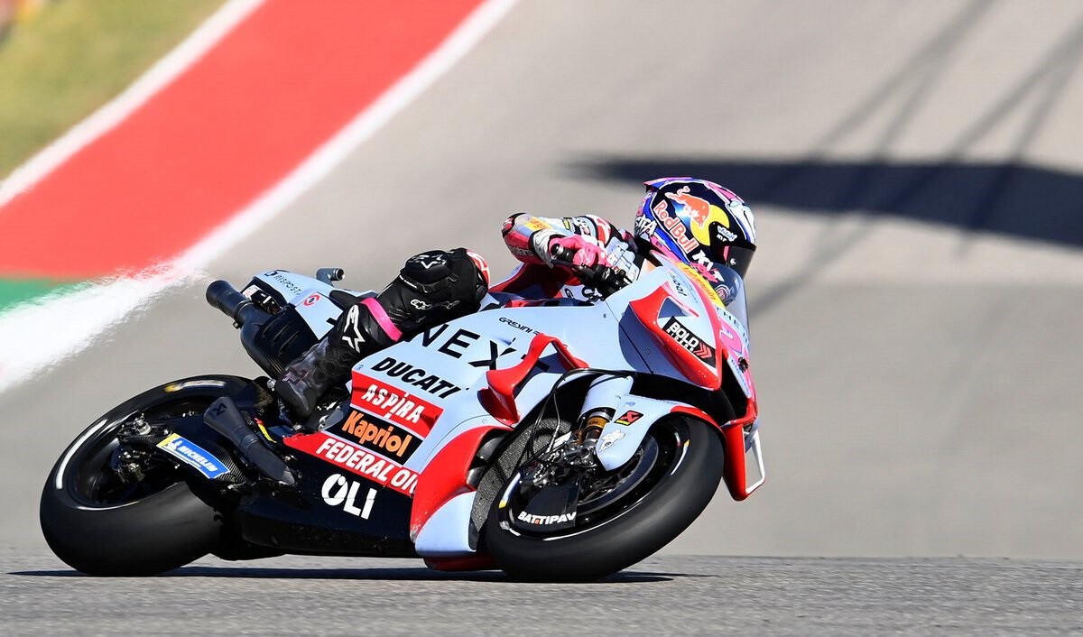 Enea Bastianini repite victoria para ser líder del mundial y Marc Márquez hace una remontada espectacular