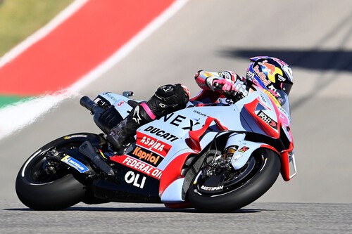 Enea Bastianini repite victoria para ser líder del mundial y Marc Márquez hace una remontada espectacular