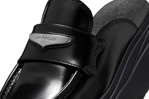 Air Jordan Mule Loafer “Black/Metallic Silver”