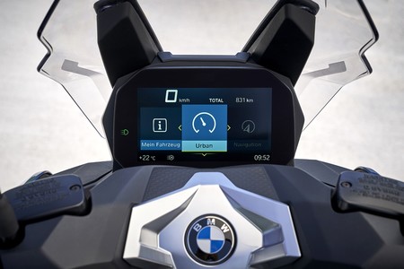 Bmw C 400 X 2018 025