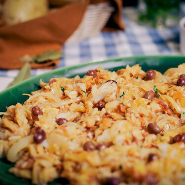 Crujiente y cremosa, barata y súper fácil: es una de las mejores recetas de bacalao del mundo y un icono de Portugal 