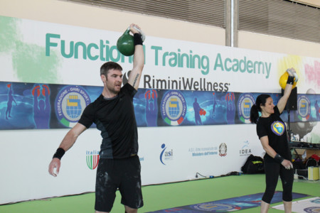 Guía Crossfit (XLVI): kettlebell windmill