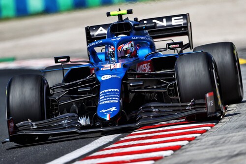 ¡Qué carrera! Esteban Ocon gana, Fernando Alonso frustra a Lewis Hamilton y Mercedes vuelve a chocar con Max Verstappen