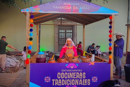 Cómo hacer atole de ciruela sin leche con la receta y consejos de la cocinera tradicional Adriana Paniagua
